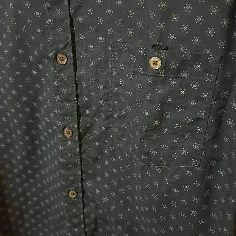 Ted Baker London | 100% Cotton button down, size 5. Navy blue with print. EUC